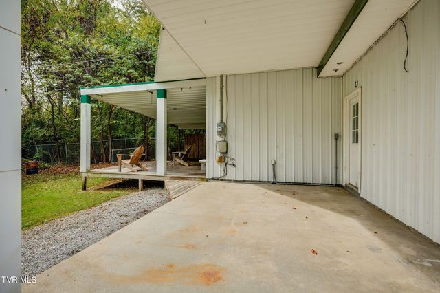 16038 Lee Highway, Bristol, VA 24202