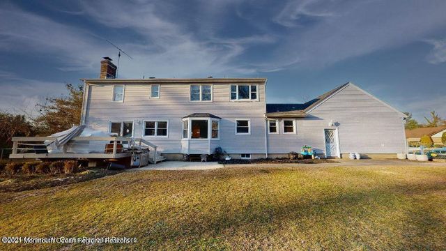 16 Muncy Drive, West Long Branch, NJ 07764