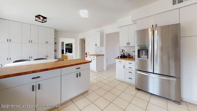 16 Muncy Drive, West Long Branch, NJ 07764