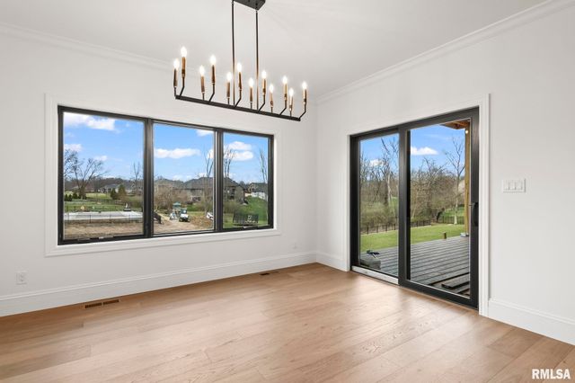 1807 WILLOW BEND, Chatham, IL 62629