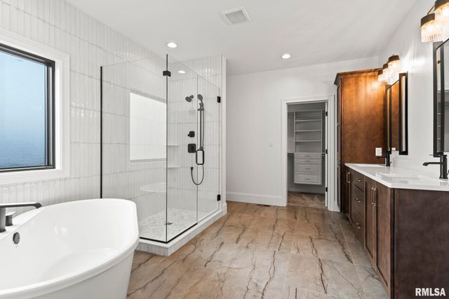 1807 WILLOW BEND, Chatham, IL 62629