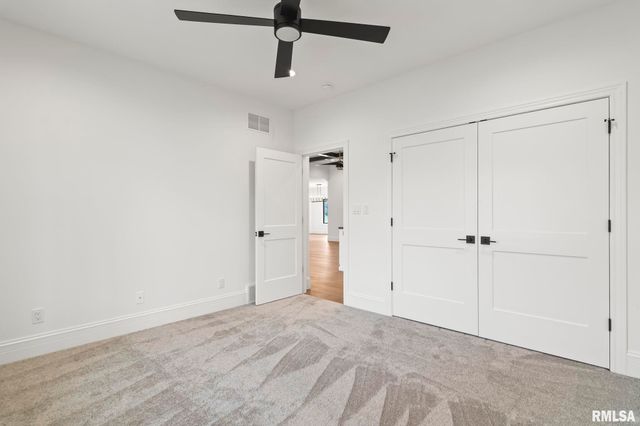 1807 WILLOW BEND, Chatham, IL 62629