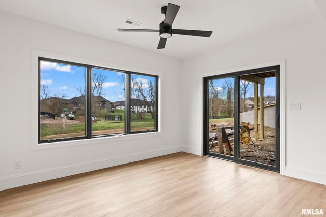 1807 WILLOW BEND, Chatham, IL 62629