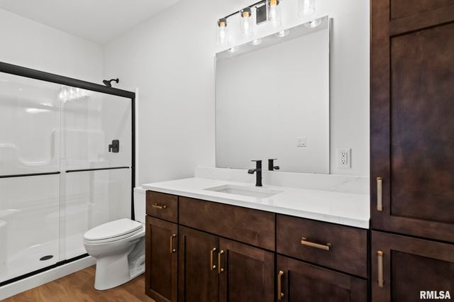 1807 WILLOW BEND, Chatham, IL 62629