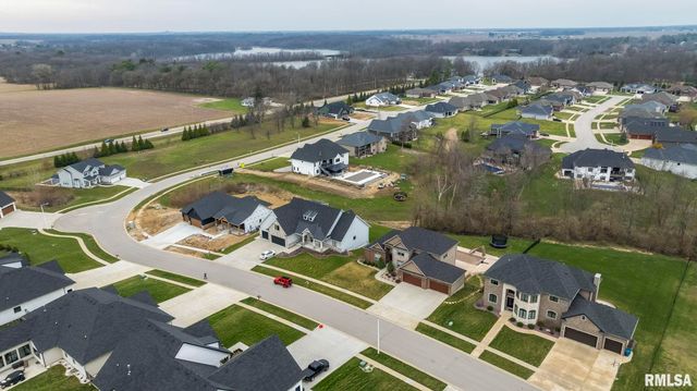 1807 WILLOW BEND, Chatham, IL 62629