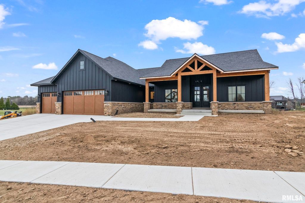 1807 WILLOW BEND, Chatham, IL 62629