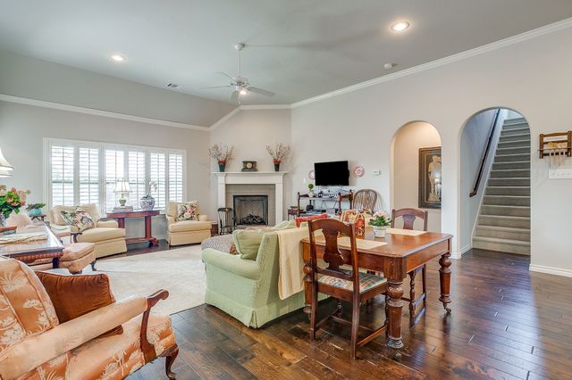 110 Parkview Drive, Aledo, TX 76008