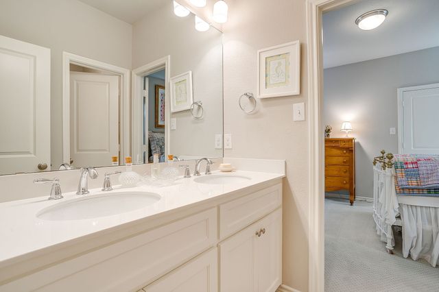 110 Parkview Drive, Aledo, TX 76008