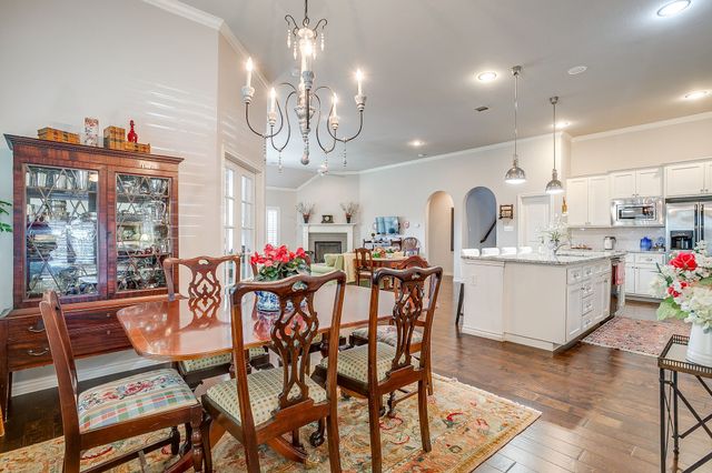 110 Parkview Drive, Aledo, TX 76008