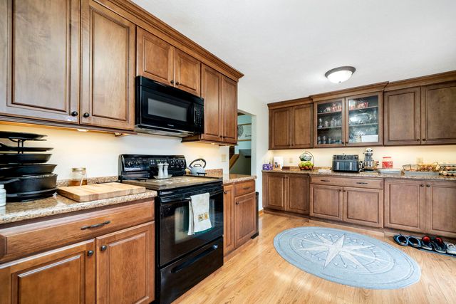 8604 Carradale Drive, Caledonia, IL 61011