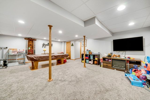 8604 Carradale Drive, Caledonia, IL 61011