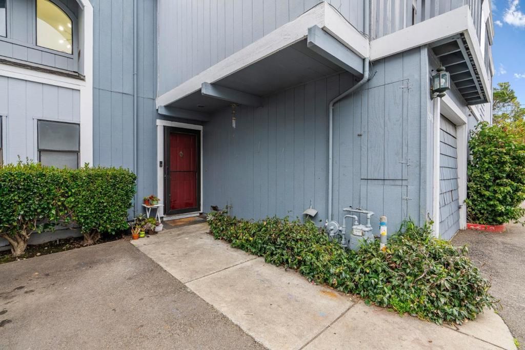 2906 Leotar Circle, Santa Cruz, CA 95062