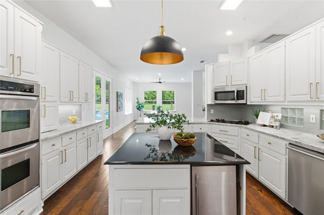 10211 Calvery Court, Frisco, TX 75035