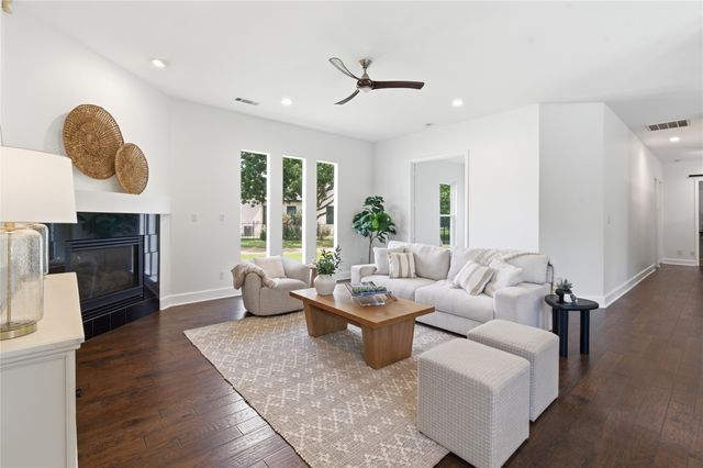 10211 Calvery Court, Frisco, TX 75035