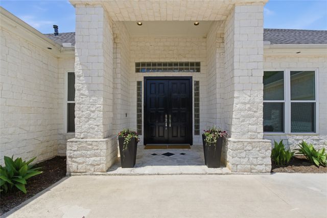 10211 Calvery Court, Frisco, TX 75035