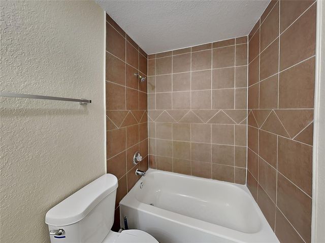 1385 DEAN STREET, Mulberry, FL 33860