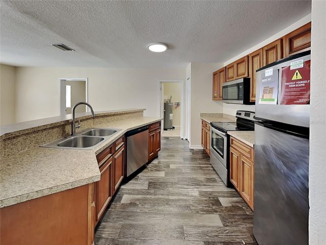 1385 DEAN STREET, Mulberry, FL 33860