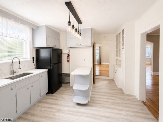 10 Alden Rd, Montclair Twp., NJ 07042