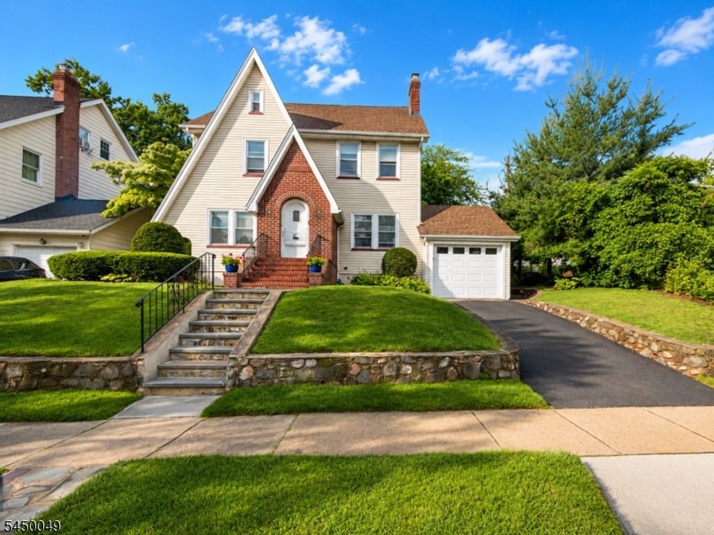 10 Alden Rd, Montclair Twp., NJ 07042