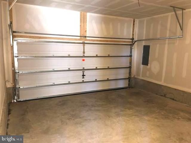 560 S PITNEY RD, Galloway, NJ 08205