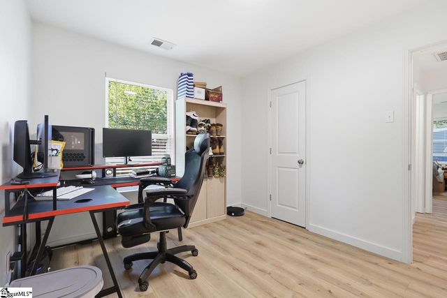 15 Littlejohn Street, Inman, SC 29349