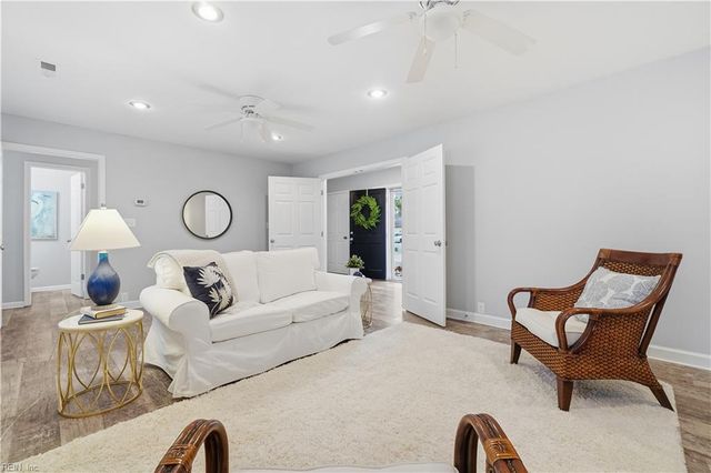 509 Norman LN, Virginia Beach, VA 23452