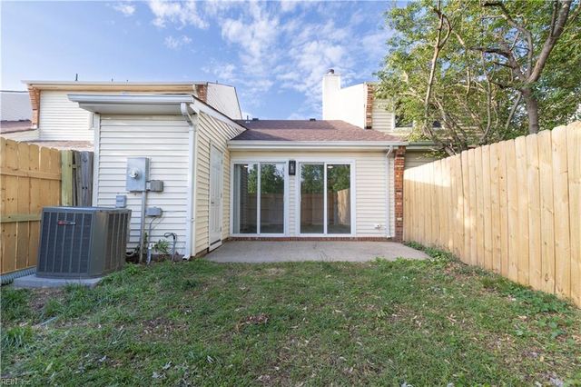1602 Fairfax DR, Virginia Beach, VA 23453