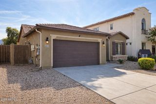 10135 W WIER Avenue, Tolleson, AZ 85353