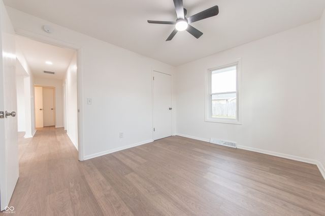 637 E 14th Street, Seymour, IN 47274
