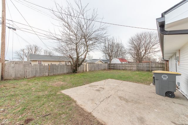 637 E 14th Street, Seymour, IN 47274