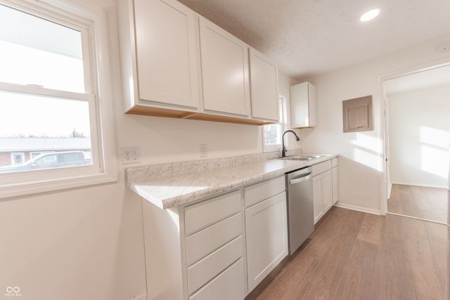 637 E 14th Street, Seymour, IN 47274