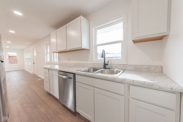 637 E 14th Street, Seymour, IN 47274