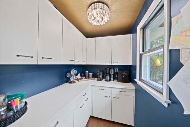 13 Woodvale Ave, Plymouth, MA 02360