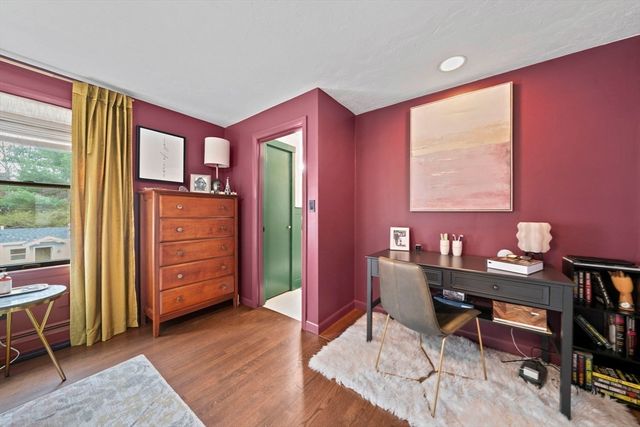 13 Woodvale Ave, Plymouth, MA 02360