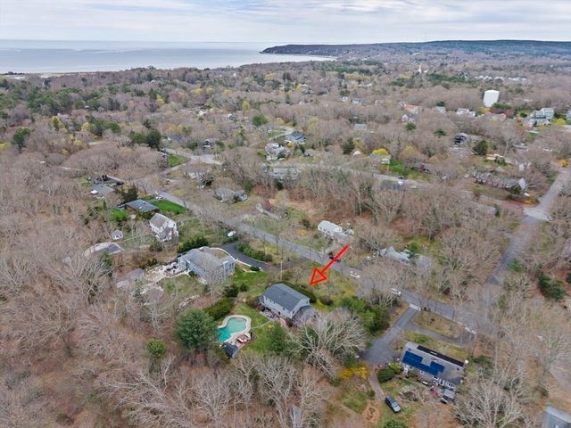 13 Woodvale Ave, Plymouth, MA 02360