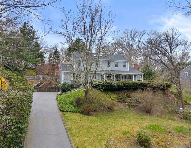 13 Woodvale Ave, Plymouth, MA 02360