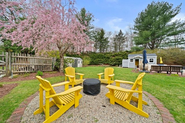 13 Woodvale Ave, Plymouth, MA 02360