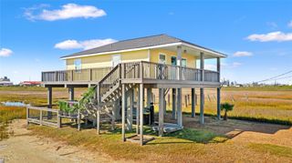 715 Caisson Street, Surfside Beach, TX 77541