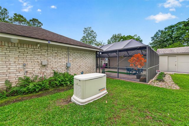 737 Holly Springs Drive, Conroe, TX 77302