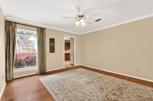 737 Holly Springs Drive, Conroe, TX 77302
