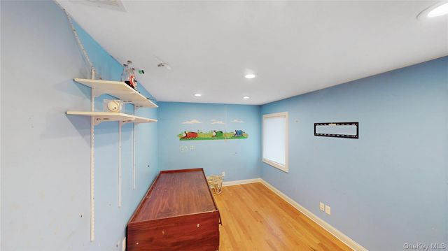 145 Kingston Boulevard, Island Park, NY 11558