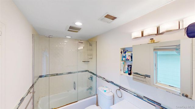 145 Kingston Boulevard, Island Park, NY 11558