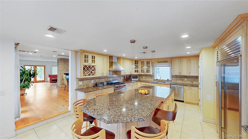 145 Kingston Boulevard, Island Park, NY 11558