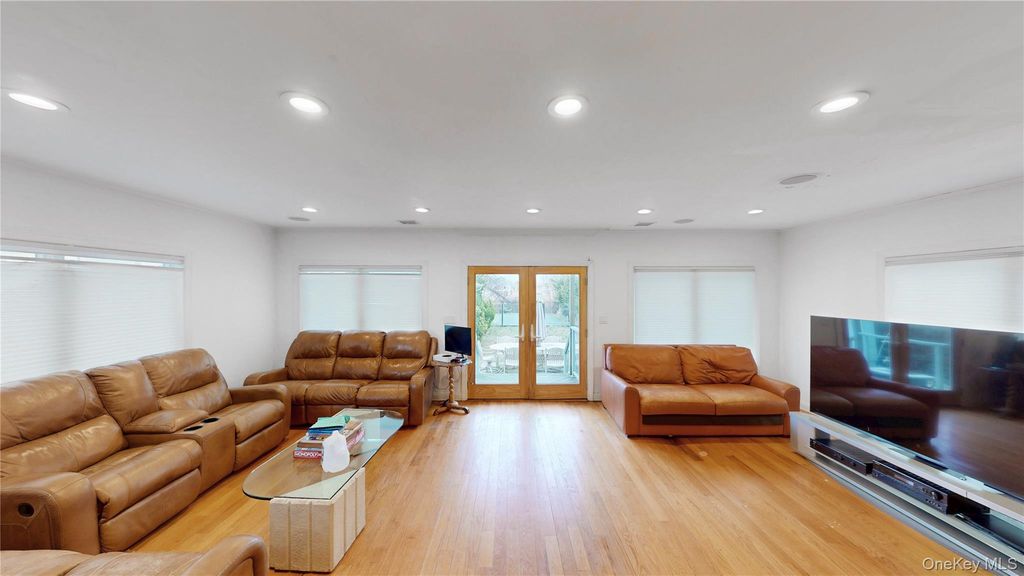 145 Kingston Boulevard, Island Park, NY 11558 — photo 4