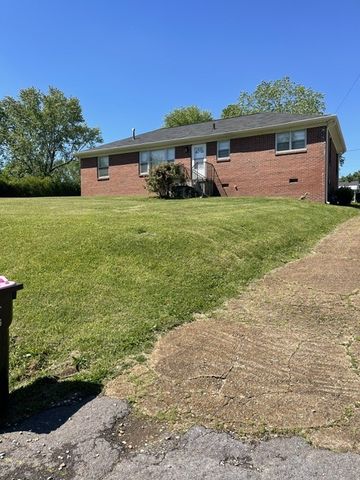 1308 Maple St, Greenbrier, TN 37073