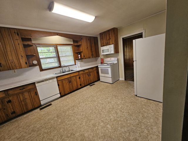 1308 Maple St, Greenbrier, TN 37073