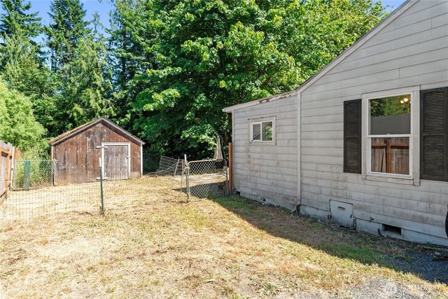 1369 Sherman Avenue, Port Orchard, WA 98366