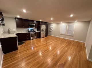 18 Marble St 18, Stoneham, MA 02180