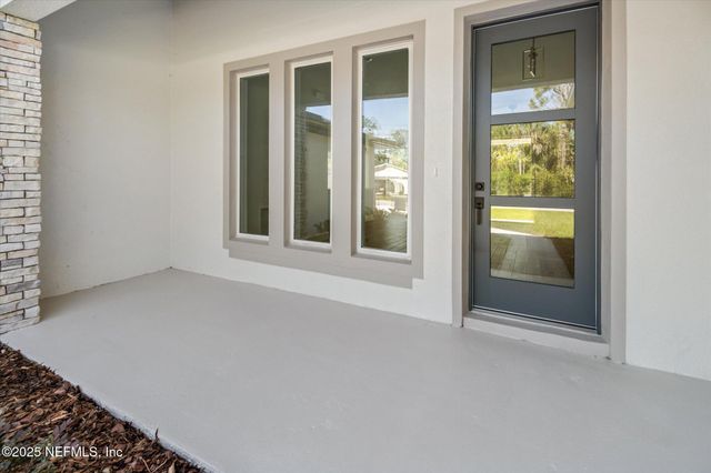 6 ULMACEAL Path, Palm Coast, FL 32164