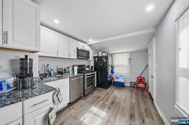 44 State Street, East Orange, NJ 07017